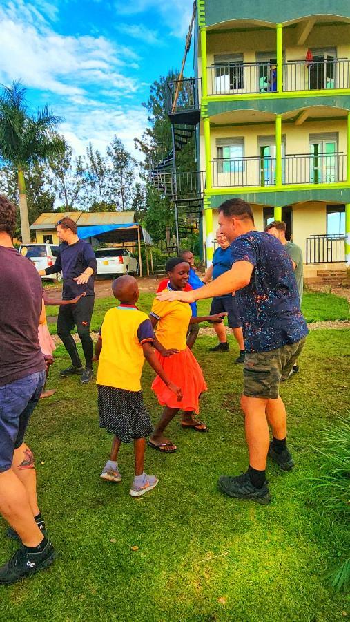 Lights Of Kazinga Orphanage And Homestay Rubirizi Exterior foto