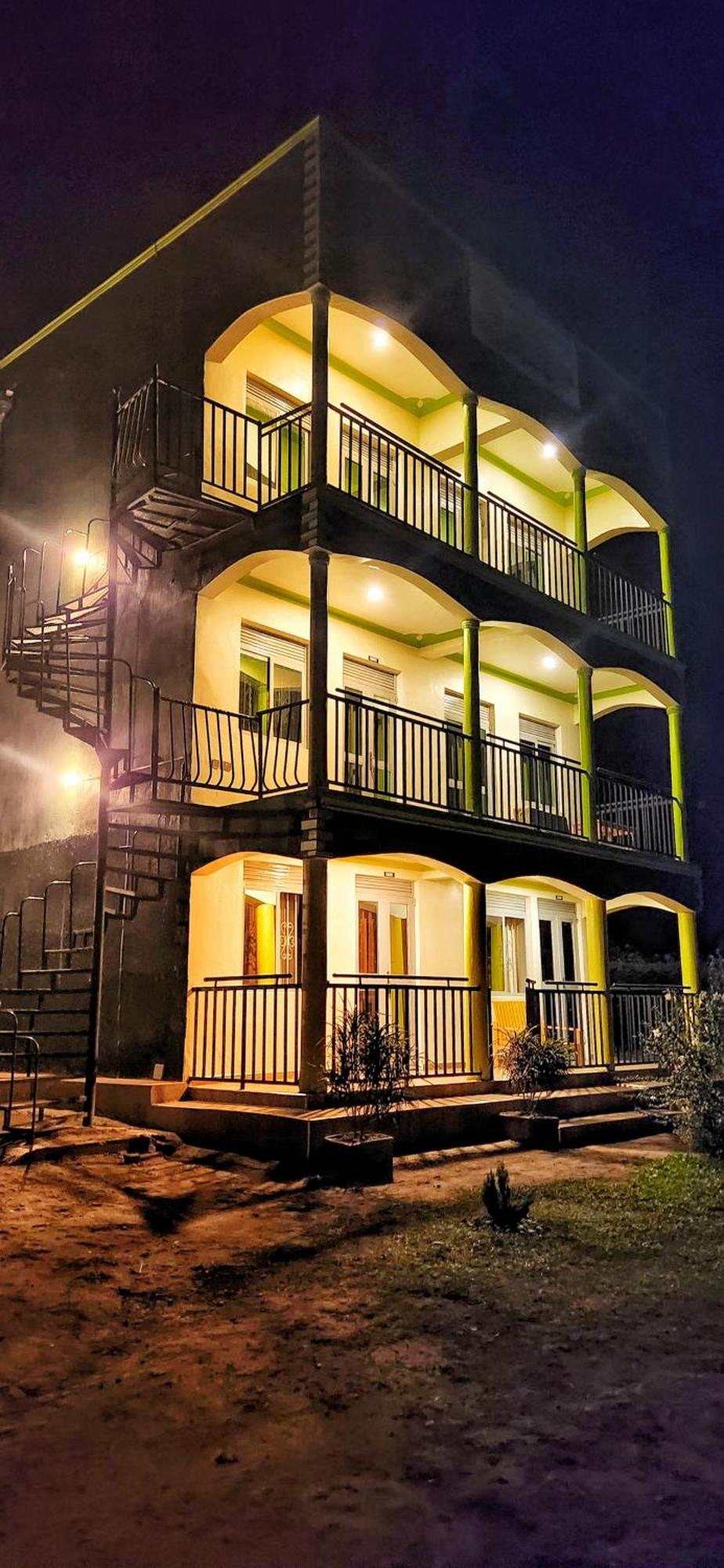 Lights Of Kazinga Orphanage And Homestay Rubirizi Exterior foto